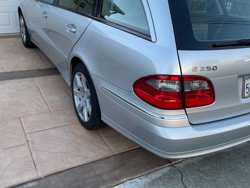Used 2007 Mercedes-Benz E 350 4MATIC Wagon image 12