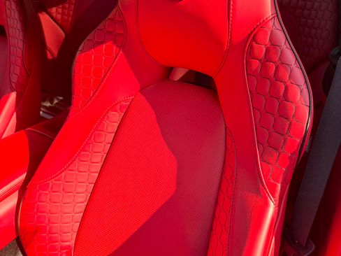 Used 2014 Aston Martin Vanquish Coupe image 24