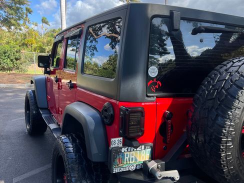 Used 2017 Jeep Wrangler Unlimited Sport w/ Max Tow Package image 6