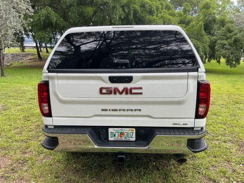 Used 2024 GMC Sierra 2500 SLE w/ SLE Value Package; AWD/4WD image 6