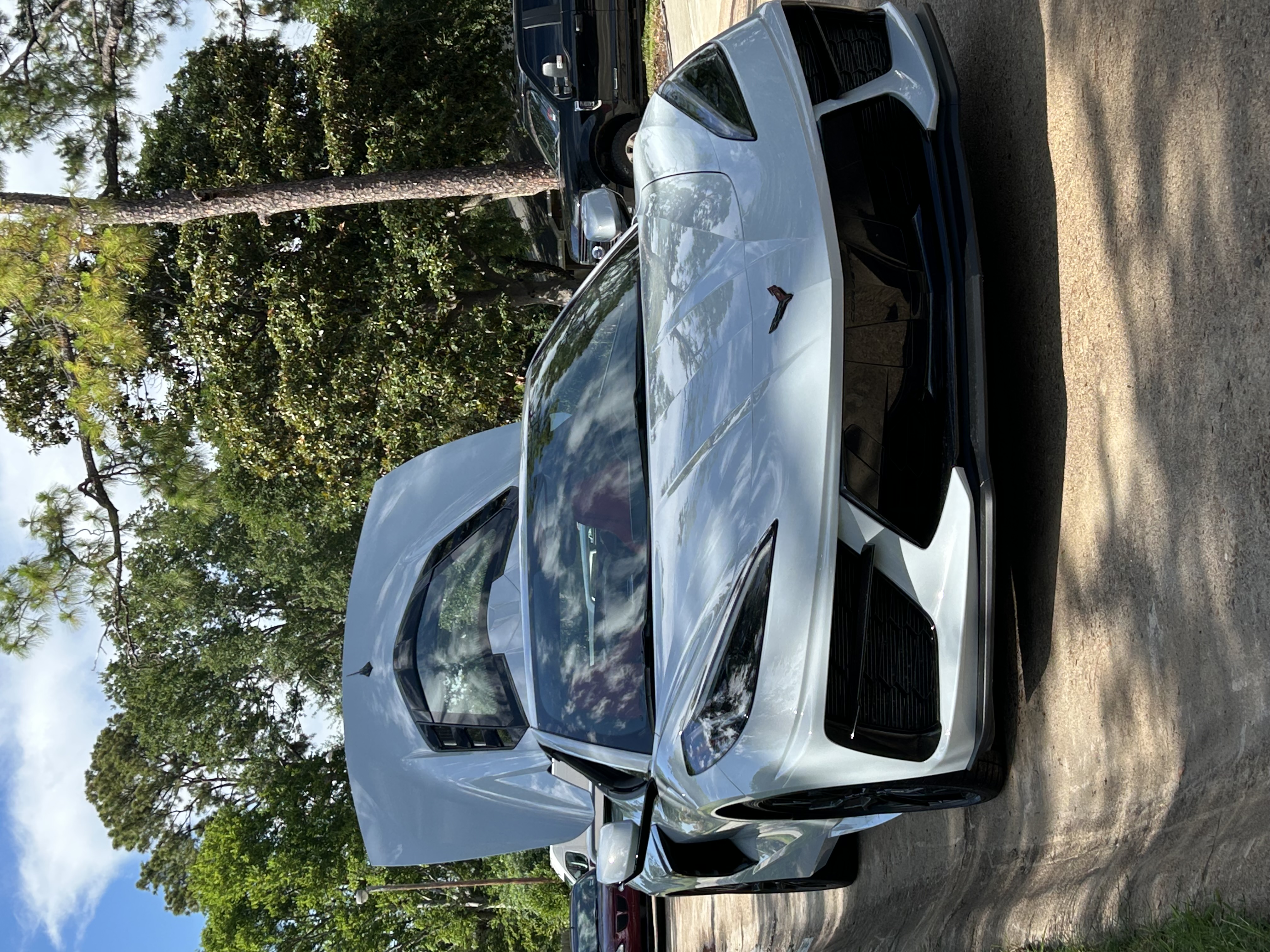 Used 2024 Chevrolet Corvette Stingray Coupe w/ Z51 Performance Package RWD image 13