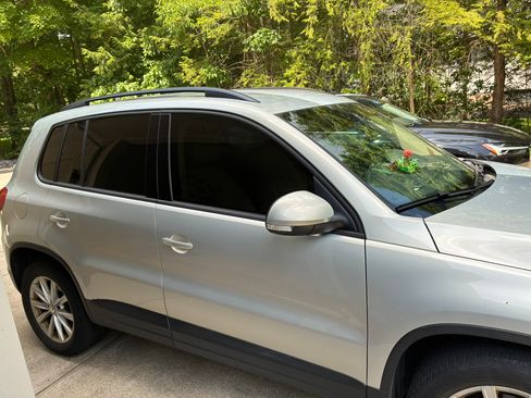 Used 2015 Volkswagen Tiguan SE AWD/4WD image 8