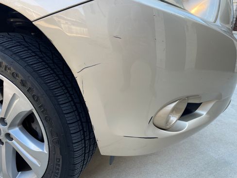 Used 2010 Toyota Highlander Limited image 18