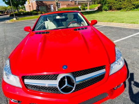 Used 2009 Mercedes-Benz SL 550 image 11