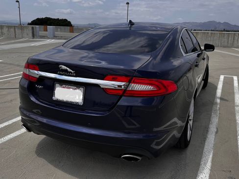 Used 2015 Jaguar XF Premium image 6
