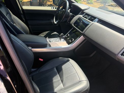 Used 2019 Land Rover Range Rover Sport HSE AWD/4WD image 18
