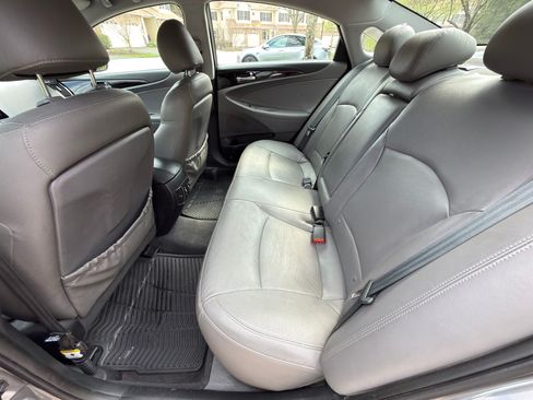 Used 2011 Hyundai Sonata Limited w/ Navigation Pkg 5 image 13