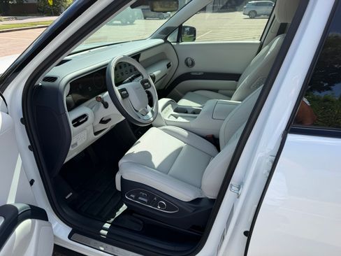 Used 2026 Hyundai Palisade Calligraphy FWD image 12