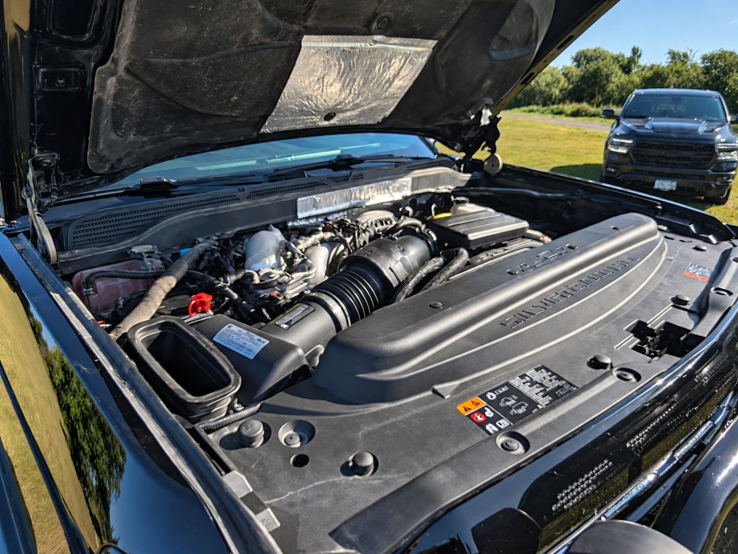 Used 2018 Chevrolet Silverado 2500 LTZ w/ Duramax Plus Package AWD/4WD image 18