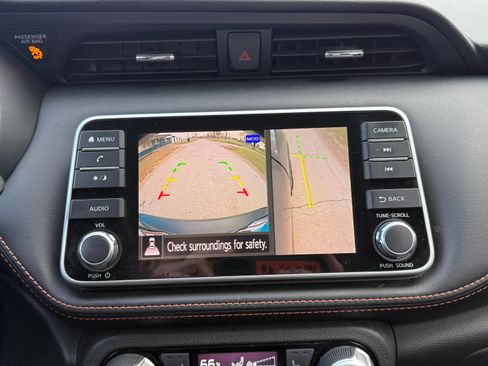 Used 2019 Nissan Kicks SR w/ SR Premium Package image 20