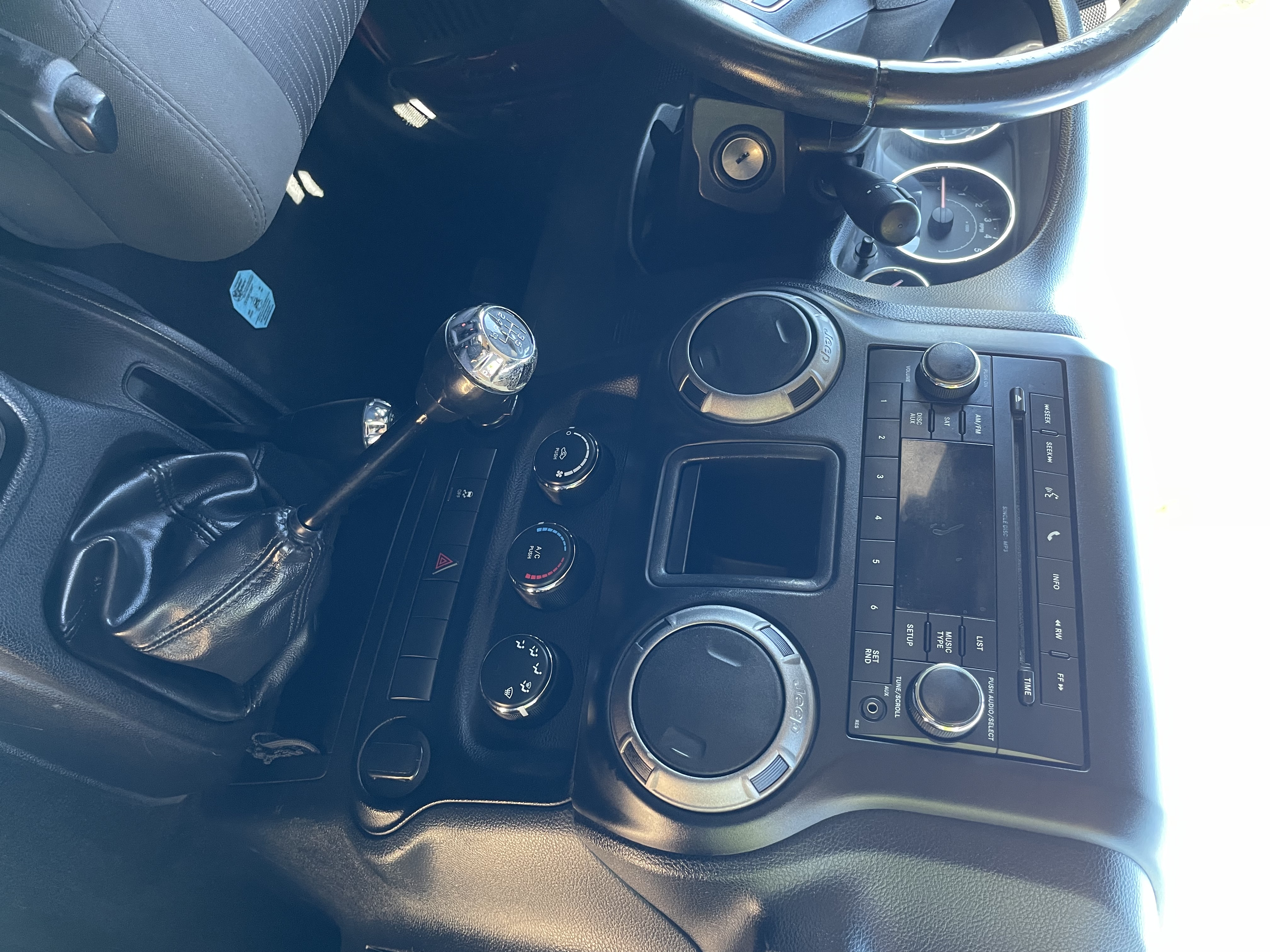 Used 2011 Jeep Wrangler Sport AWD/4WD image 9