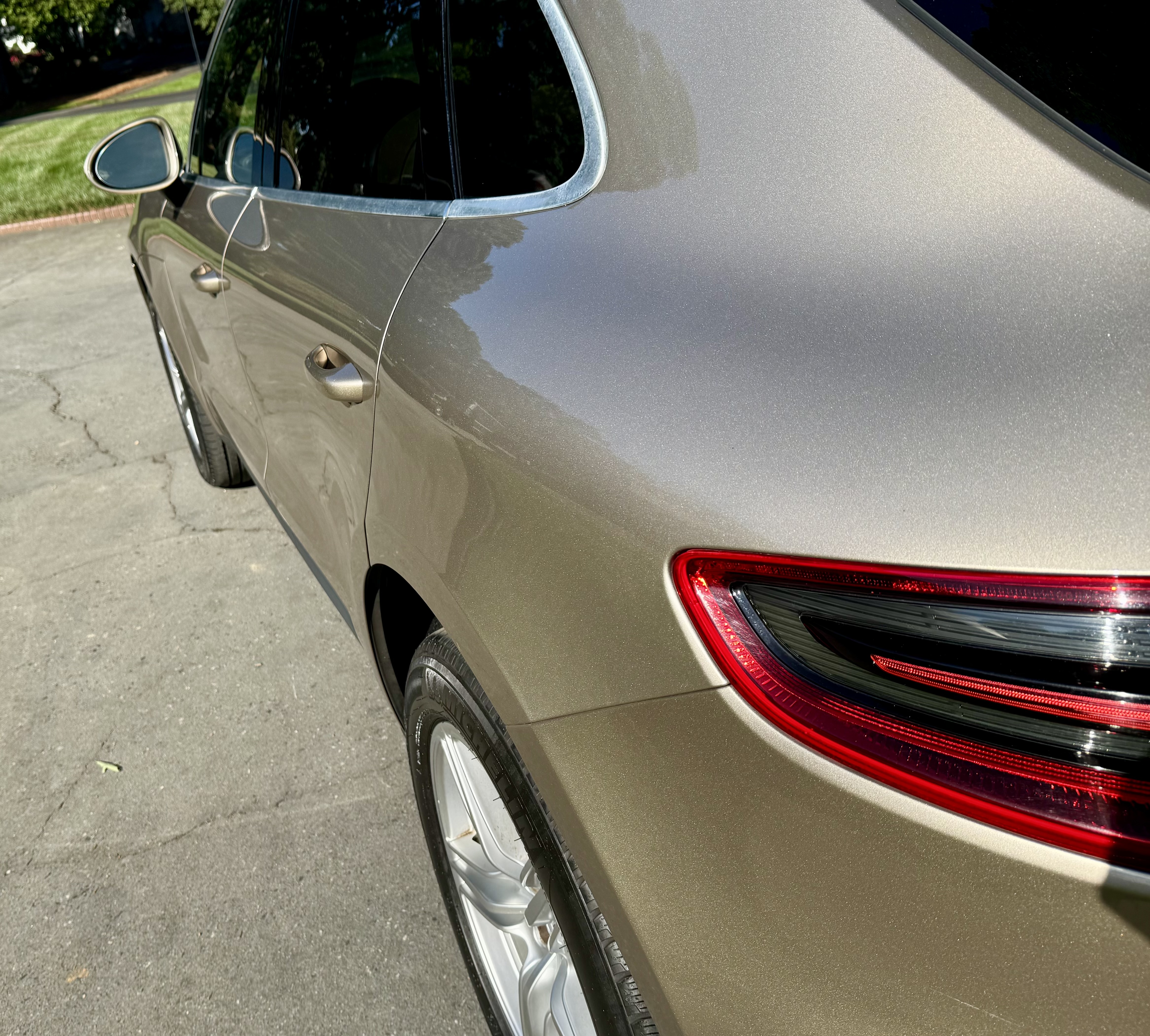 Used 2016 Porsche Macan S AWD/4WD image 8