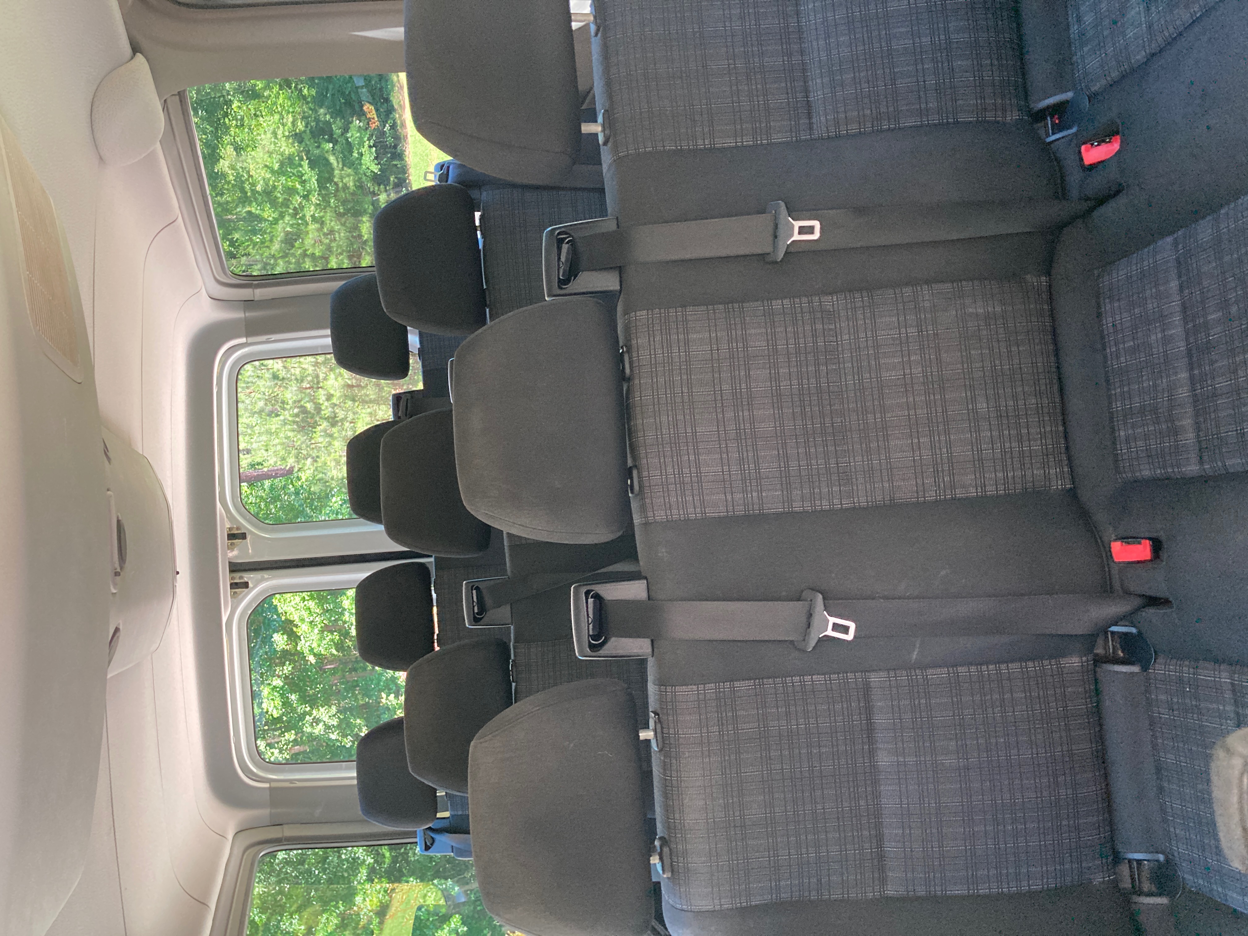 Used 2016 Mercedes-Benz Sprinter 2500 image 4