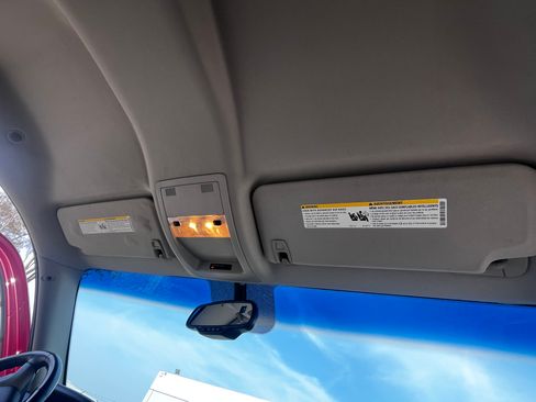 Used 2007 Chevrolet Silverado 1500 LT w/ 1LT Convenience Package image 14