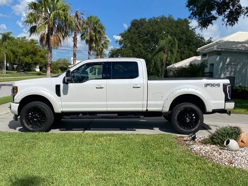Used 2019 Ford F250 Lariat w/ Lariat Ultimate Package image 6
