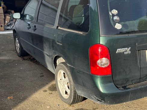 Used 2003 MAZDA MPV LX image 4