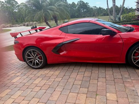 Used 2025 Chevrolet Corvette Stingray Preferred Cpe w/ Z51 Performance Package image 15