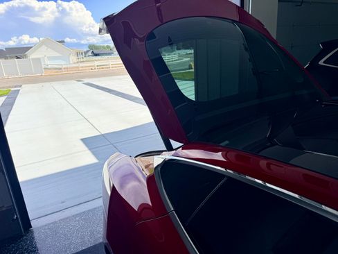 Used 2020 Tesla Model S AWD image 2