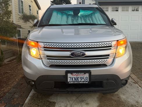 Used 2013 Ford Explorer Limited image 2