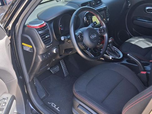 Used 2016 Kia Soul + w/ Tarmac Special Edition image 4