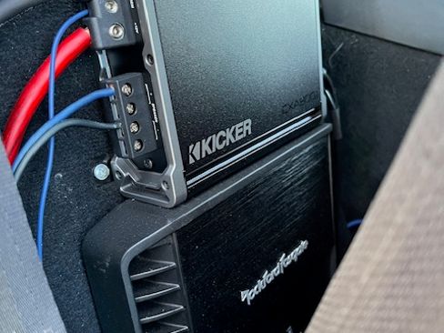 Used 2000 Chevrolet Corvette Convertible w/ Performance Handling Pkg image 12