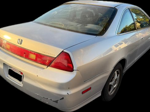 Used 2001 Honda Accord LX image 6