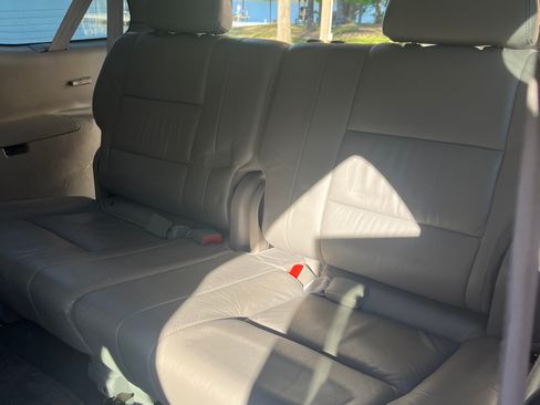 Used 2006 Toyota Sequoia Limited AWD/4WD image 11