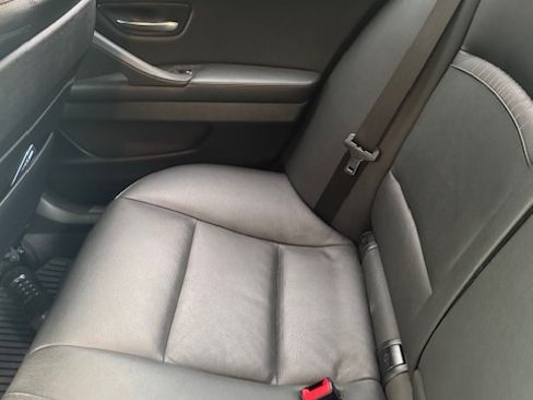 Used 2014 BMW 550i Sedan image 12