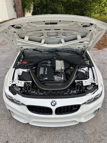 Used 2016 BMW M4 Convertible RWD image 21