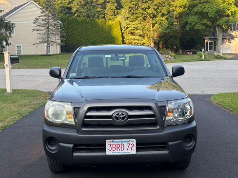 Used 2009 Toyota Tacoma 2WD Regular Cab image 4