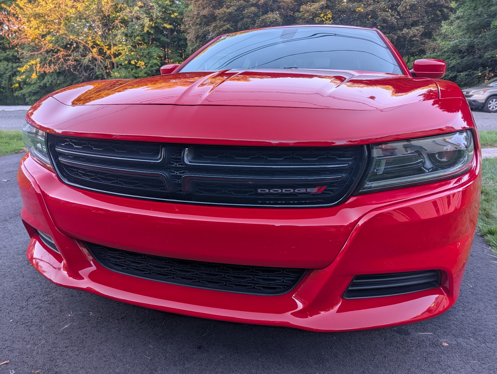 Used 2022 Dodge Charger SXT w/ Plus Group RWD image 2