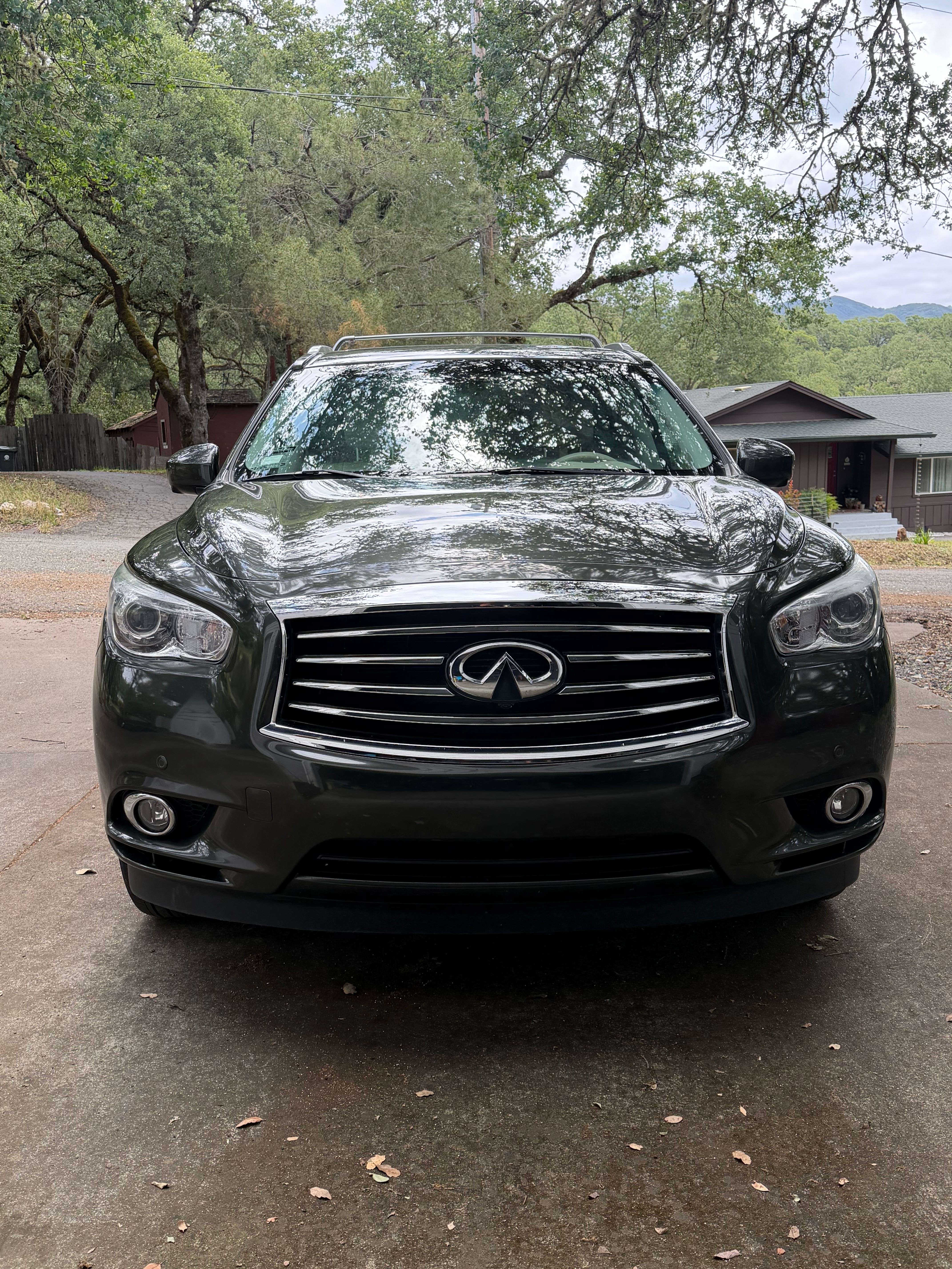 Used 2013 INFINITI JX35 AWD w/ Premium Pkg image 1