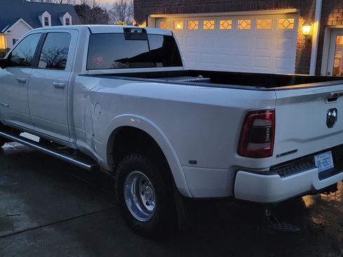 Used 2021 RAM 3500 Laramie w/ Safety Group image 4