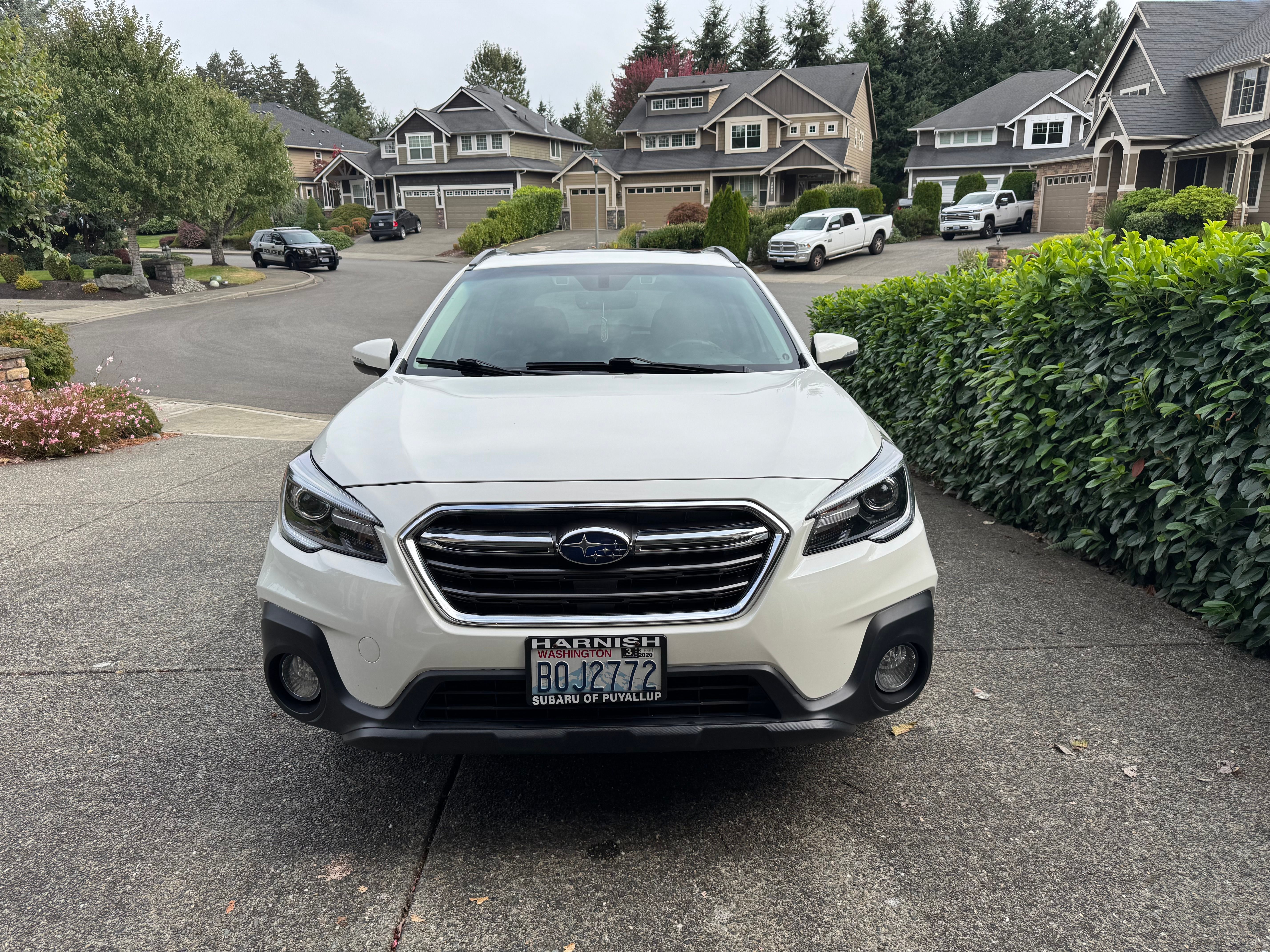Used 2018 Subaru Outback 2.5i Touring w/ Protection Package #1 AWD/4WD image 2