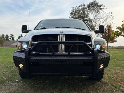 Used 2005 Dodge Ram 2500 Truck SLT image 6