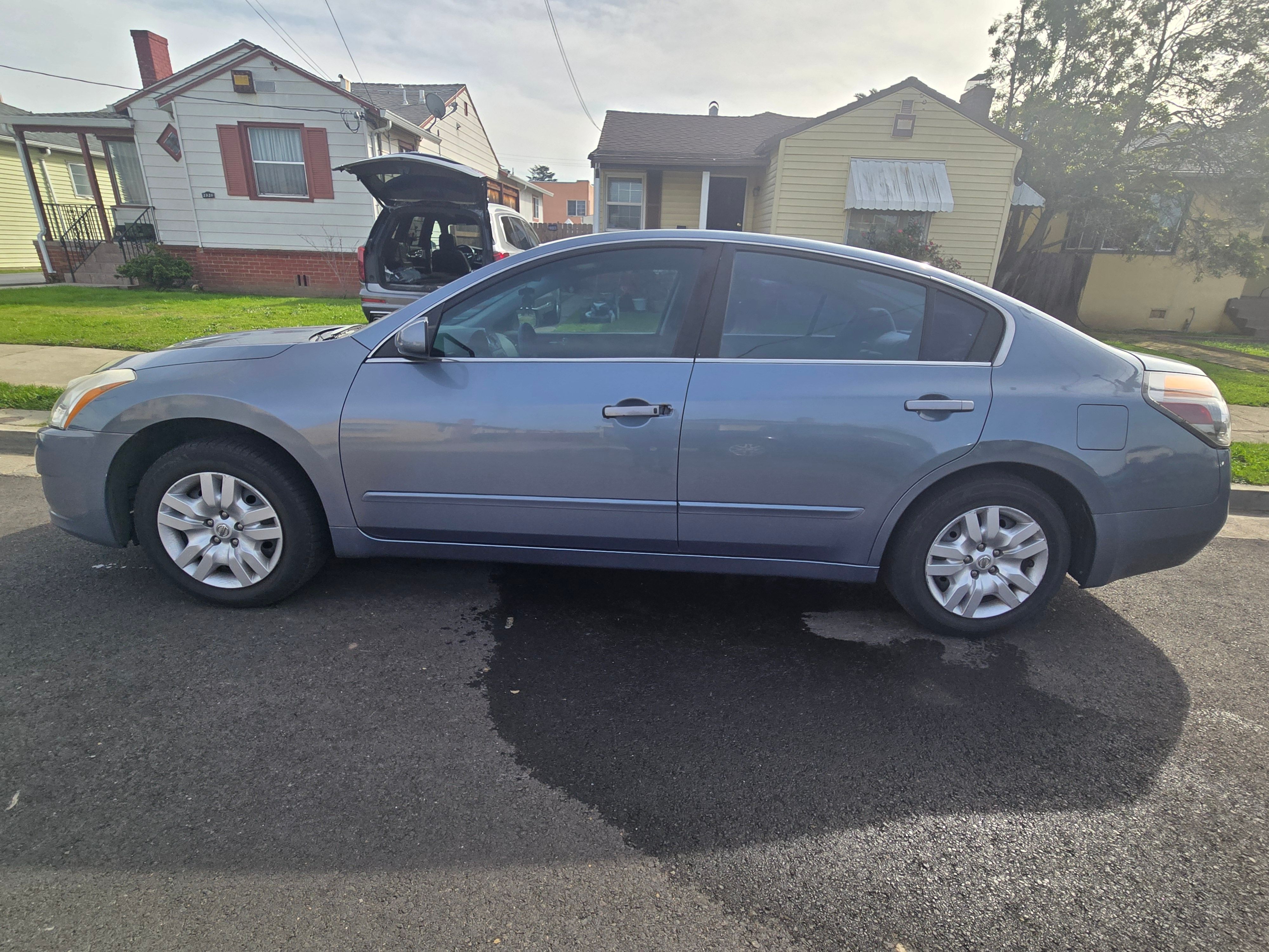 Used 2012 Nissan Altima 2.5 S FWD image 6