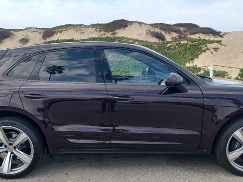 Used 2024 Porsche Macan image 5