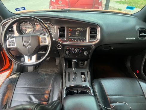 Used 2014 Dodge Charger R/T image 8