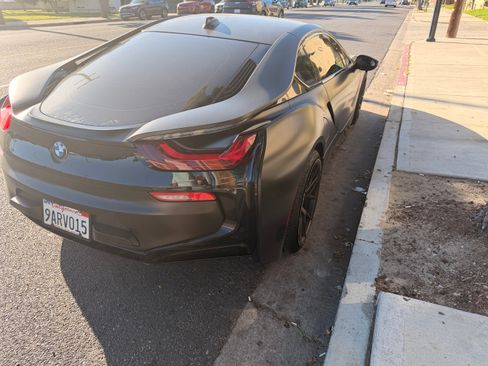 Used 2014 BMW i8 image 8