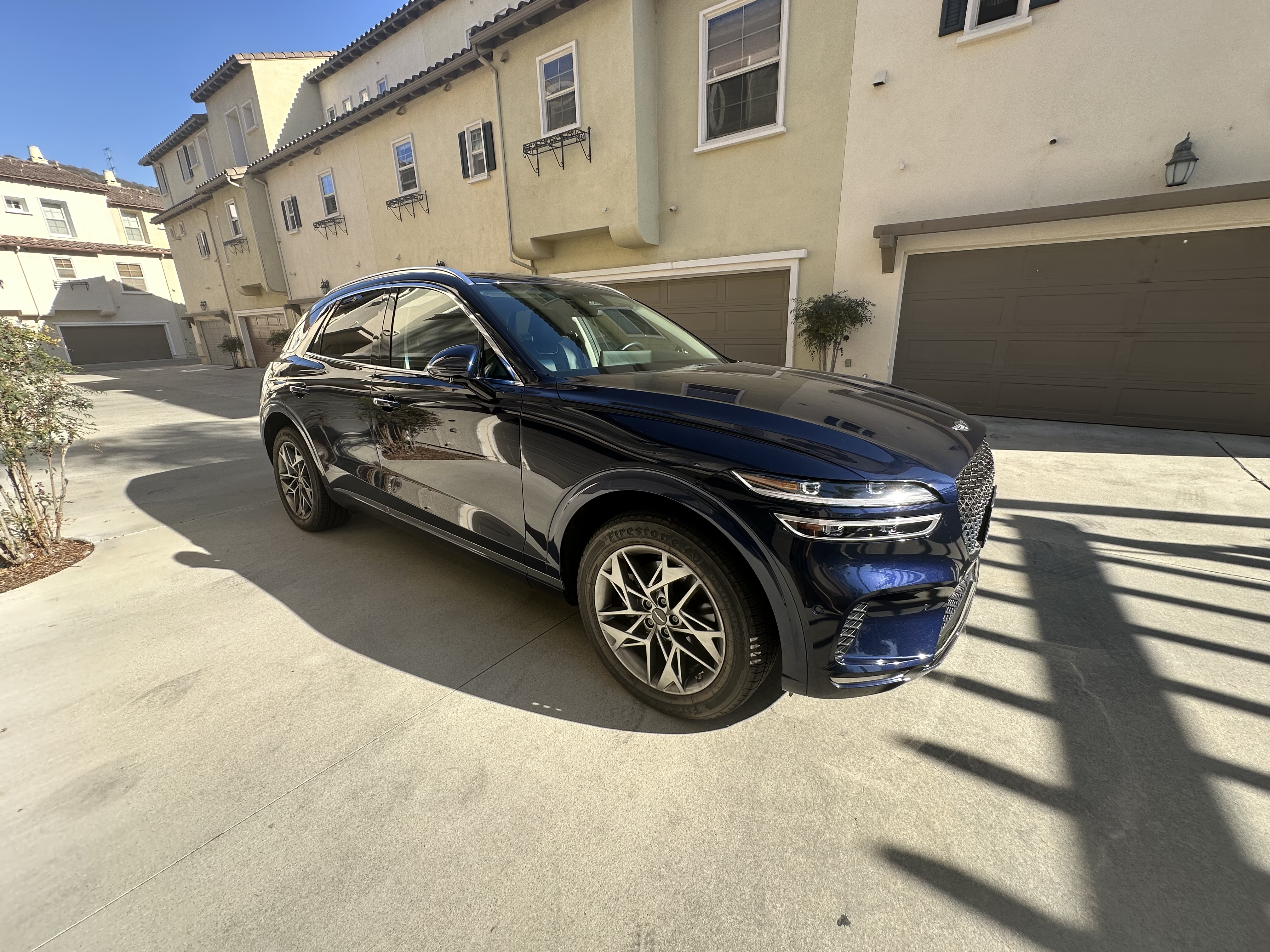 Used 2022 Genesis GV70 2.5T w/ Advanced Package AWD/4WD image 12