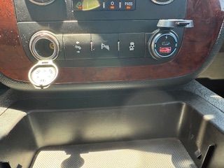 Used 2013 Chevrolet Suburban LT AWD/4WD image 27