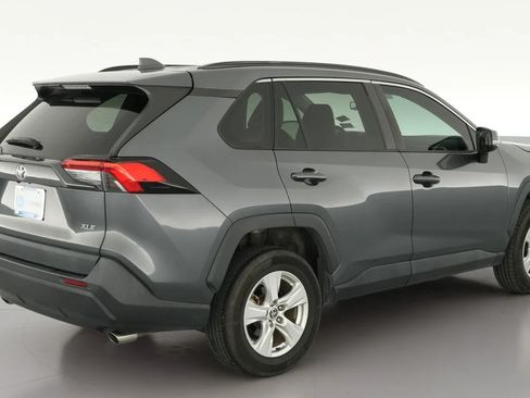 Used 2021 Toyota RAV4 XLE w/ Convenience Package image 1