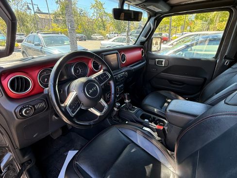 Used 2021 Jeep Wrangler Unlimited Rubicon AWD/4WD image 9