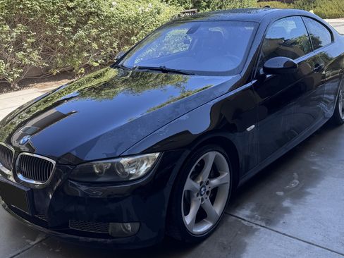 Used 2009 BMW 335i Coupe RWD image 2