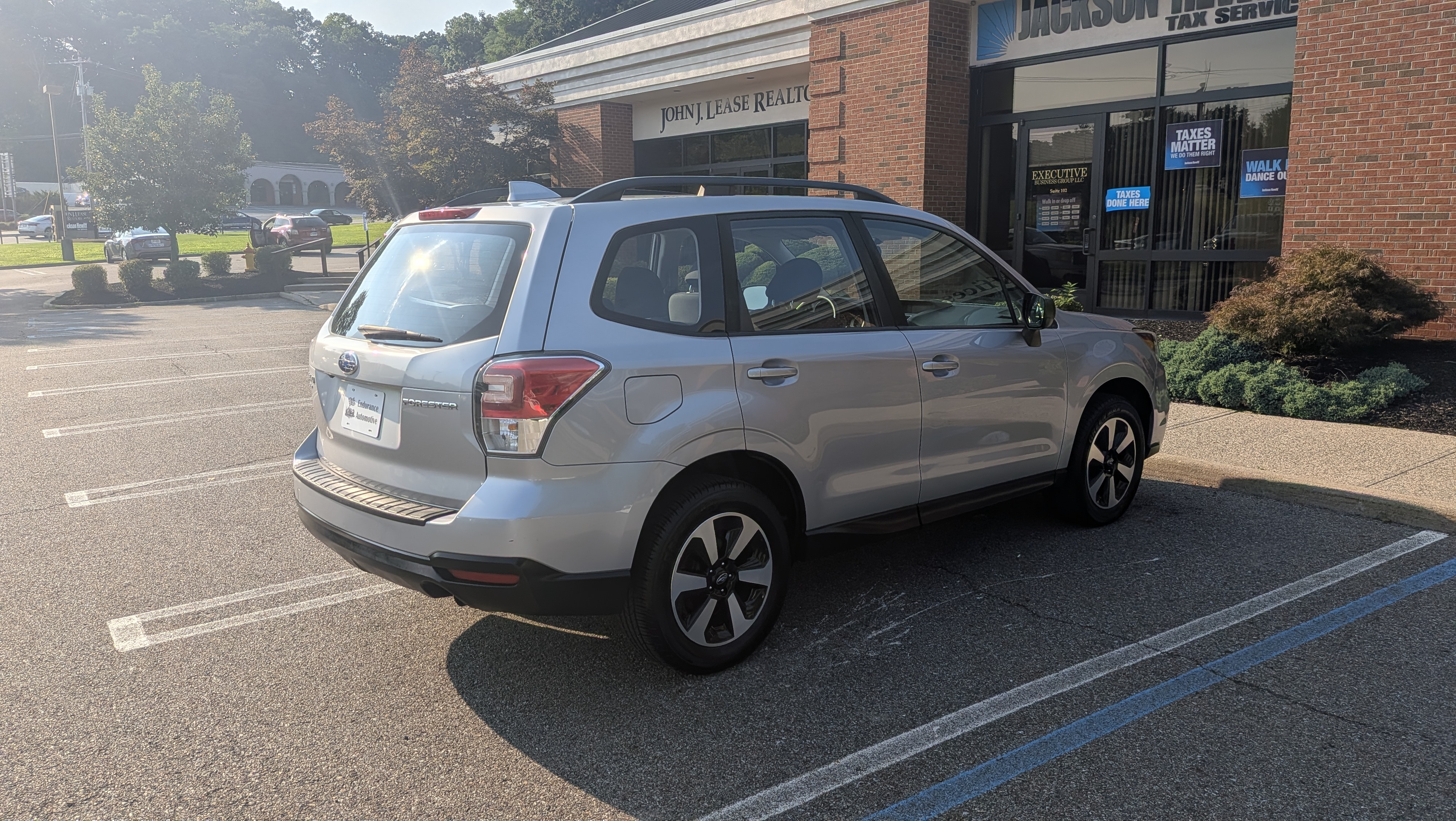 Used 2018 Subaru Forester 2.5i w/ Alloy Wheel Package AWD/4WD image 6