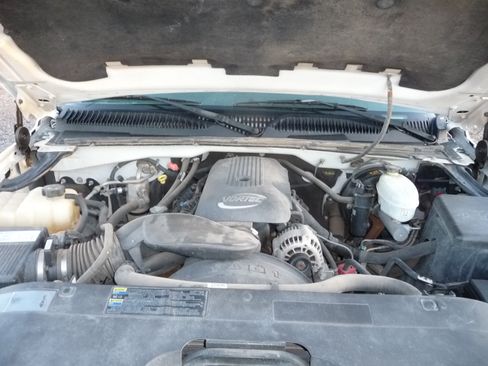 Used 2004 Chevrolet Silverado 1500 W/T w/ Light Duty Power Package AWD/4WD image 21