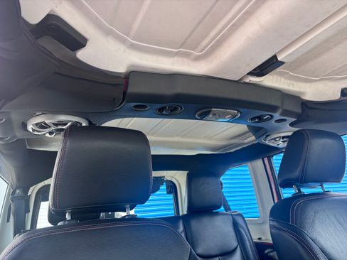 Used 2013 Jeep Wrangler Unlimited Sport w/ Connectivity Group AWD/4WD image 10