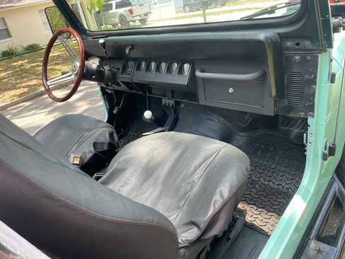 Used 1994 Jeep Wrangler S AWD/4WD image 9