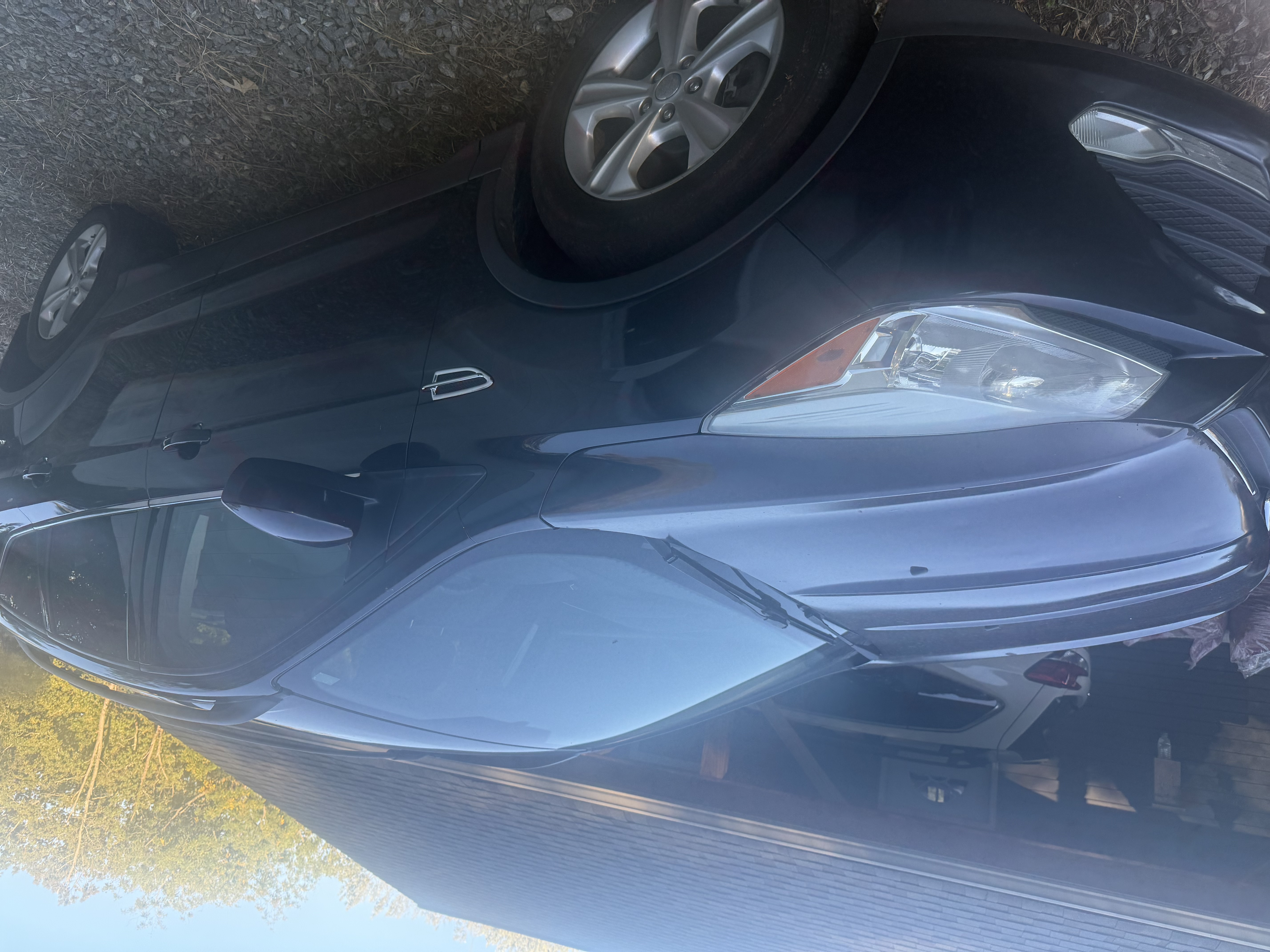 Used 2013 Ford Escape SE AWD/4WD image 1