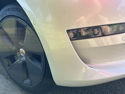 Used 2022 Tesla Model 3 image 12